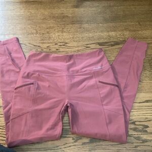 Eddie Bauer trail tights- high rise
NWOT, size medium- color do chinaberry
